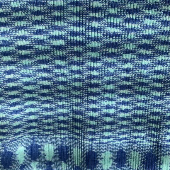 Urban Outfitters Blue Patterned Turtleneck - Picture 4 of 4